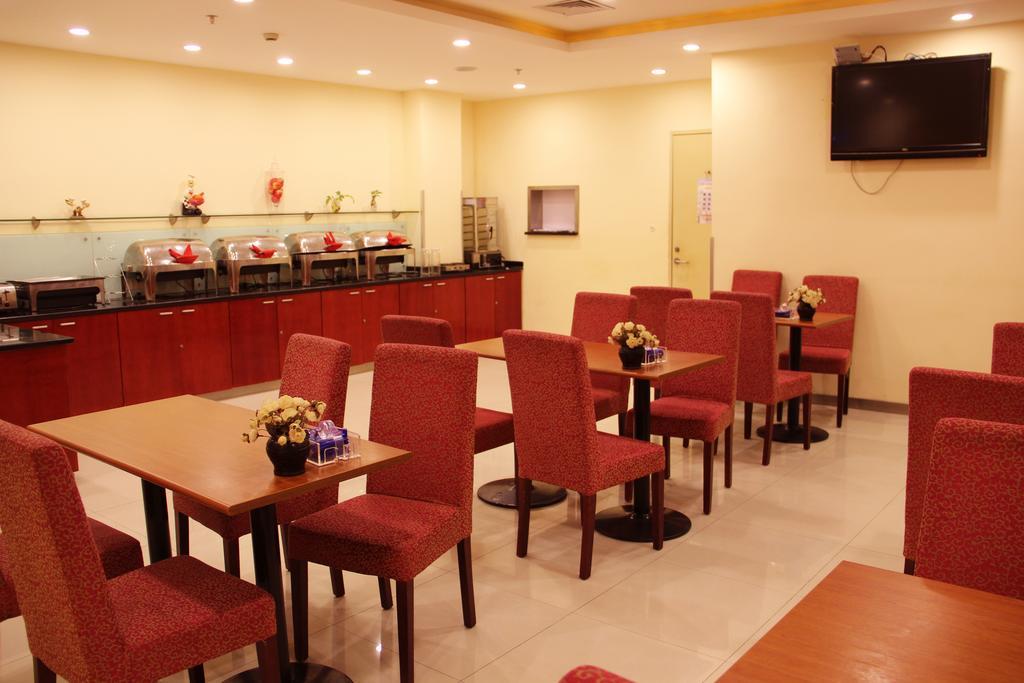 Hanting Express Shenyang Xizhong Street Kültér fotó